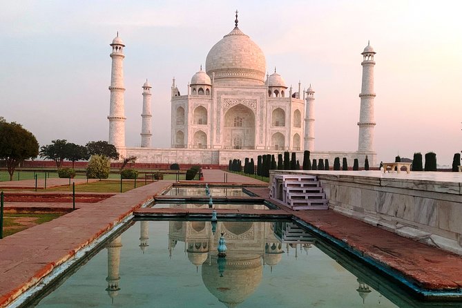 Private Taj Mahal ,Agra Fort and Baby Taj Tour From New Delhi - What the guide and driver add to the day