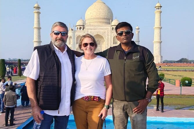 Private Tour Guide For Taj Mahal - Stop one: about three hours at the Taj Mahal