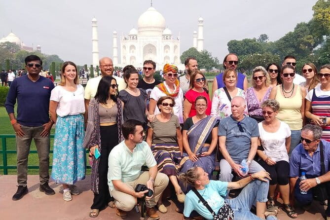Private Tour Guide For Taj Mahal - Stop two: about 90 minutes inside Agra Fort