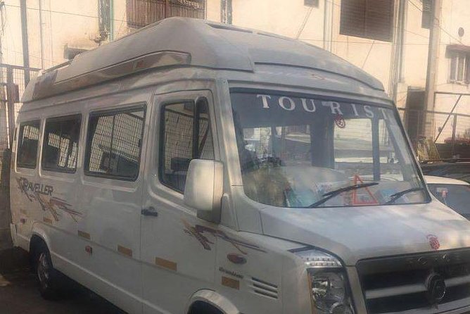Private Tour: Hyderabad City Day Tour - Chowmahalla Palace and Dunbar Hall