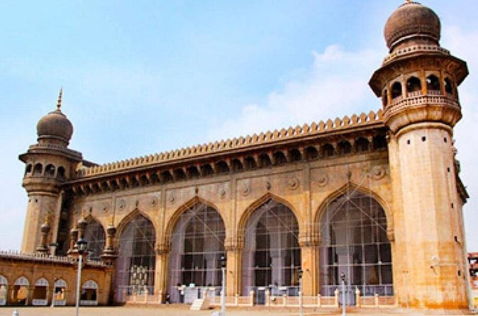 Private Tour: Hyderabad City Day Tour - The guide and private vehicle matter here