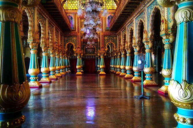Private tour of Mysore by tourism ministry approved company - Devaraja Market, where Mysore feels most everyday