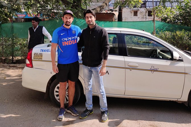 Private Transfer Agra to Jaipur with Fatehpur Sikri - The final run into Jaipur