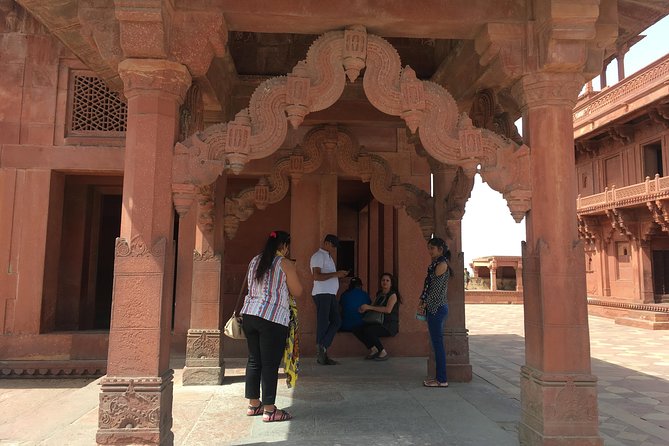 Private Transfer From Agra To Jaipur with Fatehpur Sikri - From the Mughal city to Jaipur