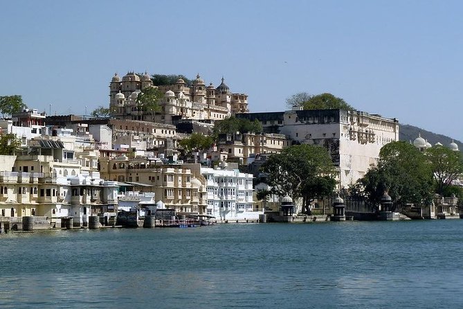 Private Udaipur Sightseeing Tour with Guide - Jagdish Temple, a short but worthwhile stop