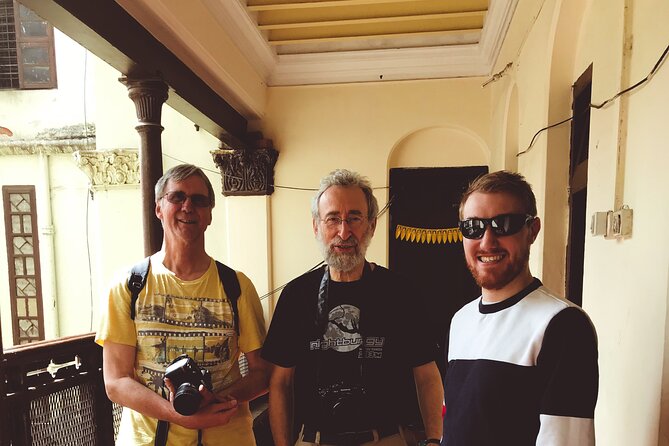 Private Walking Tour of Old Bangalore - The dargah and the shared wish