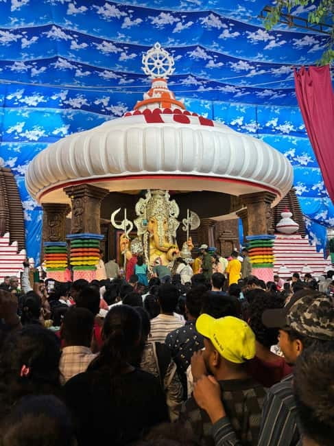 Pune: Sacred Sites Half Day Tour with Snacks (AC Car Tour) - Snacks, local food, and the lunch question
