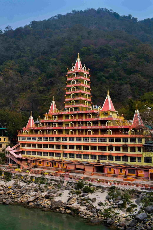Rishikesh Spiritual Evening Tour with Sacred Ganga Aarti - The main event at Parmarth Niketan