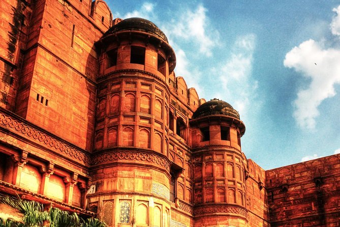 Same Day Taj Mahal and Agra Tour from Mumbai with Return Flights - Agra Fort from 11:00 AM to noon