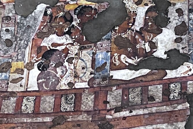 Skip-the-Line: All-Inclusive 2-Day Ajanta and Ellora Private Tour - Day one: Ajanta’s painted caves and long galleries