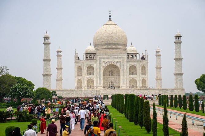 Skip-the-Line Guided Taj Mahal & Agra Fort Tour with Add-ons - Entering the Taj Mahal before the heat