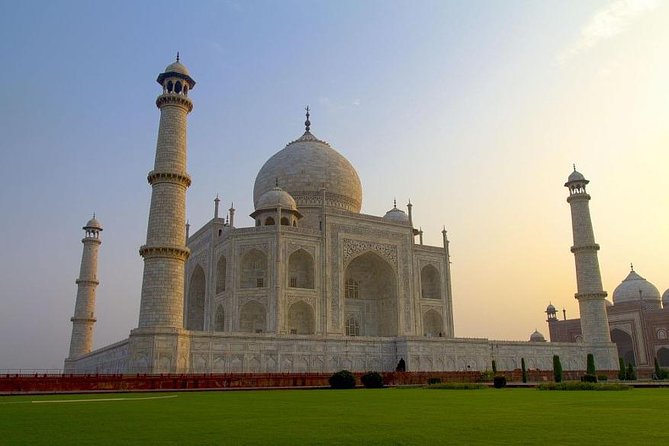 Skip the Line: Half Day Sunrise Tour of Taj Mahal by TUK TUK - What the $16 price really covers