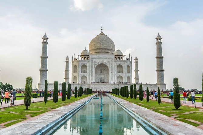Skip The Line: Sunrise Taj Mahal & Agra Day Tour From Jaipur - Fatehpur Sikri and the giant Buland Darwaza