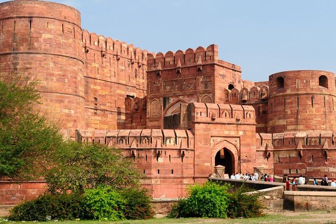 Skip The Line Taj Mahal, Agra Fort & Mehtab Garden Tour - The $18 price and what it really covers