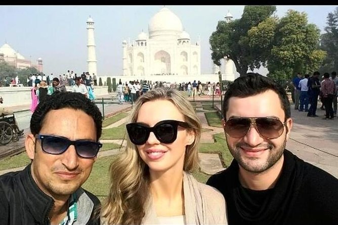Skip-the-Line Taj Mahal Private Guided Tour with Mausoleum Entry - What this Taj Mahal tour is really designed to do