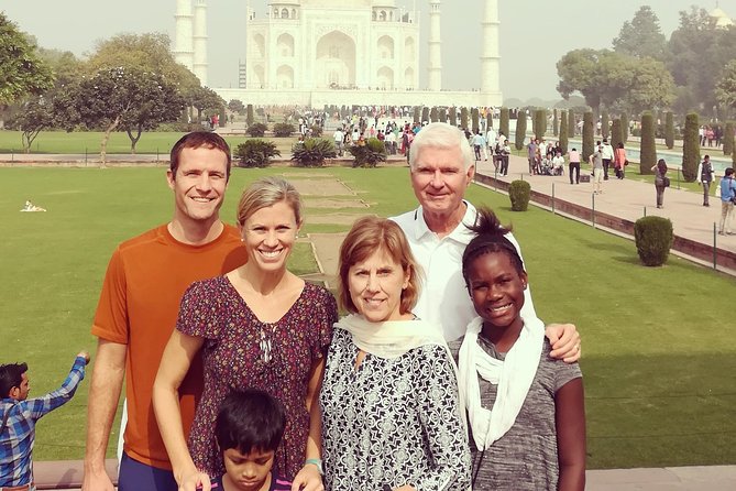 Skip-the-Line Taj Mahal Private Guided Tour with Mausoleum Entry - Understanding the monument with Jitu, Shanu, Imran, or Sameer