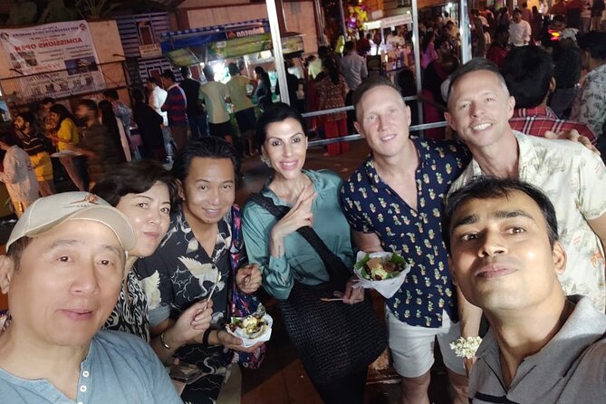 Sowcarpet Street Food Walking Tour in Chennai with guide - Stop one: Sowcarpet’s murukku sandwich
