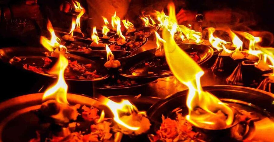 Spiritual Tour in Varanasi with a local- 2 Hours Tour - Vishwanath Temple and the city’s religious heart