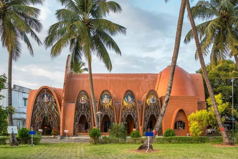 Stories of Jew Town: Guided Heritage Walk in Kochi - Following the spice trade through Cochin Market