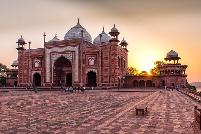 Sunrise Taj Mahal, Agra Fort & Baby Taj Tour from Jaipur by Car - Leaving Jaipur at 2 AM in a private car