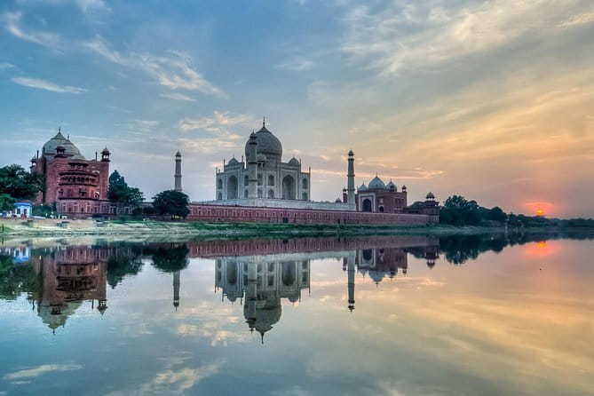 Taj Mahal, Agra Fort, Baby Taj Tour from Delhi by Superfast Train - Why the express train makes Agra possible