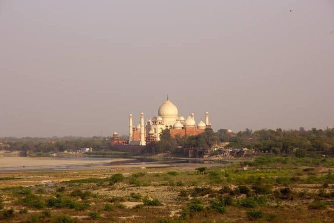 Taj Mahal, Agra Fort, Baby Taj Tour from Delhi by Superfast Train - The Taj Mahal: give the morning centerpiece room