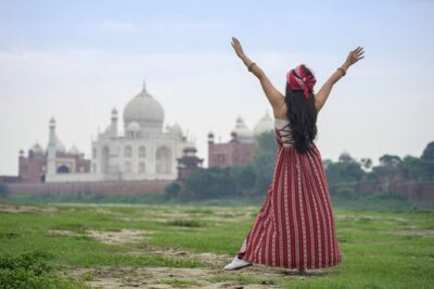 Taj Mahal & Agra Fort Private Day Trip From Delhi with 5* Lunch