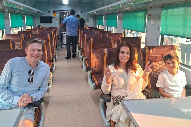 Taj Mahal & Agra Private Tour from Delhi by India's Fastest Train - Agra Fort puts the Taj Mahal in context