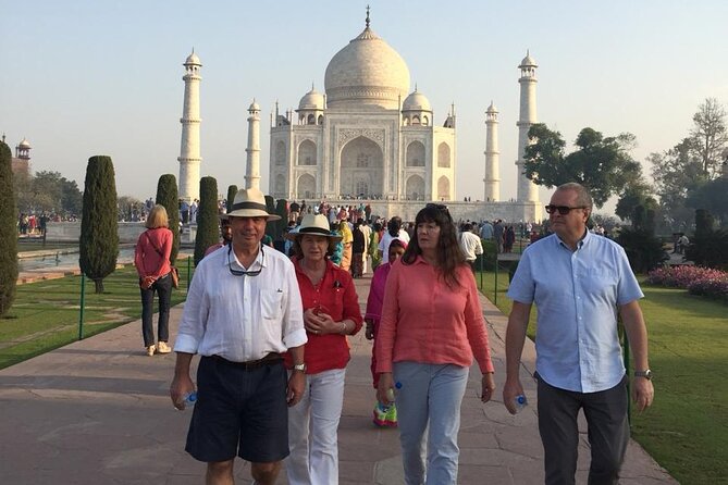 Taj Mahal Day Tour - A practical Agra day for three major monuments