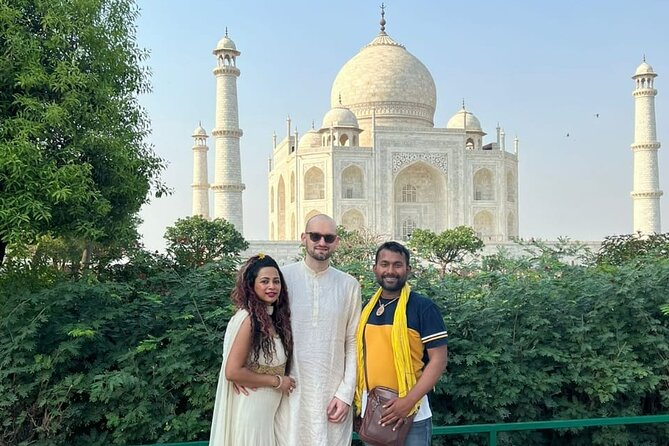 Taj Mahal Skip-the-Line Guided Tour with Optional Add-ons - Arriving at the Taj Mahal without wasting the morning