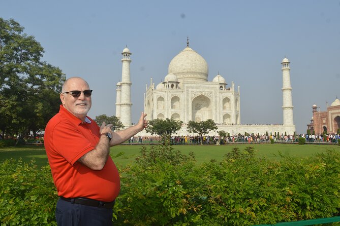 Taj Mahal Skip-the-Line Guided Tour with Optional Add-ons - The mausoleum and the limits of the visit