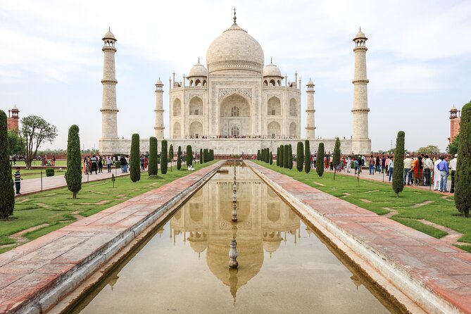 Taj Mahal Skip the Line Private Guided Tour - Entering the Taj Mahal without wasting the best hours