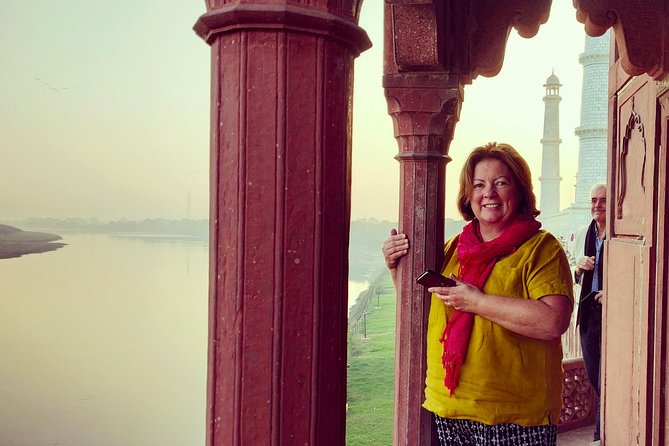 Taj Mahal Sunrise & Sunset All Inclusive Private Luxury Agra Tour - Lunch at a five-star hotel