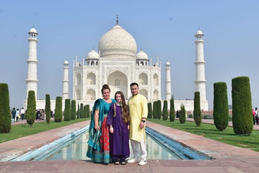 Taj Mahal Sunrise Tour: Express Ticket, Guide & Photos - Adding Agra Fort for a fuller history lesson
