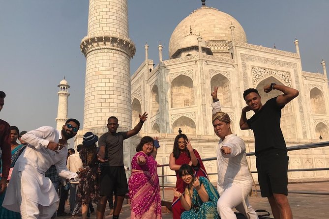 Taj Mahal Ticket - Skip the line - Who gets the best value from this experience