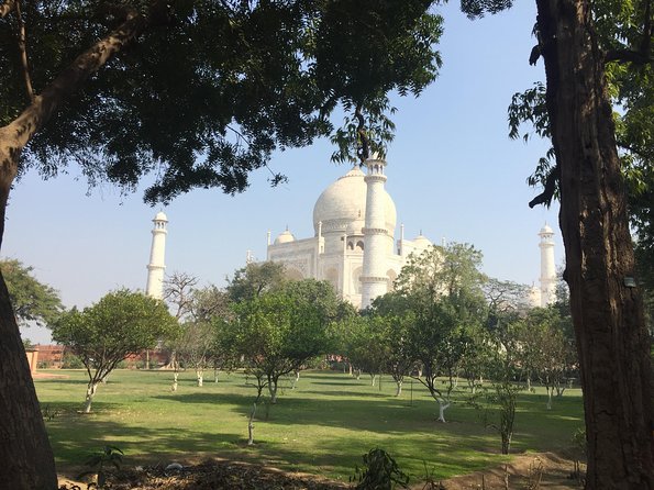 Taj Mahal with Local Agra Tour - Is $11.23 a good value?