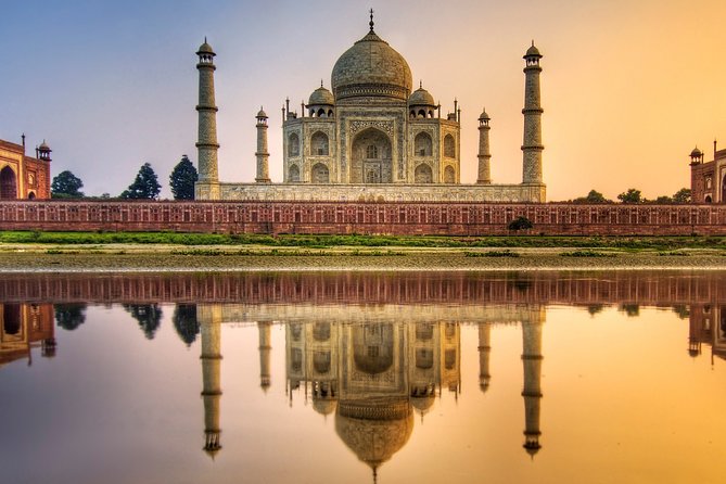 Taj with mausoleum and Agra fort visits : Choose Your Option - Agra Fort Is More Than a Second Stop