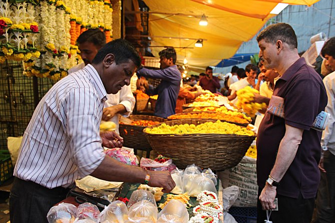 The Colourful Early Morning Tour - Why Mumbai is worth seeing at 5:30 am