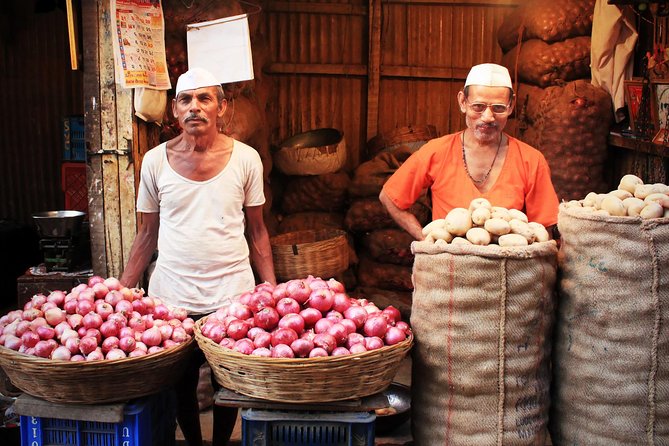 The Original Mumbai by Dawn - Recommended by Nigella Lawson & Nat Geo Traveller! - Flowers, spices, and the first market colors
