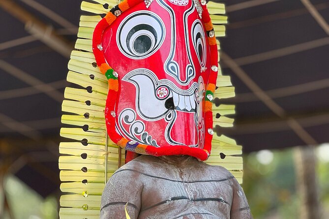 Theyyam Tour; Dancing Gods of Kannur - Who will enjoy this experience most
