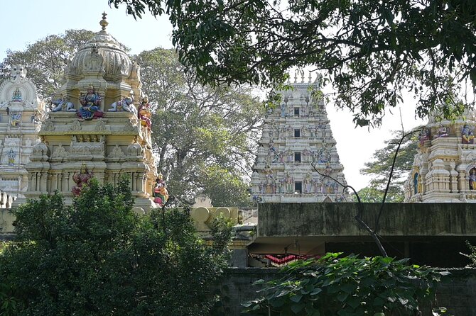 Tipu Palace + Koté Vishnu + Fort + KR Market + Jain Temple = Bengaluru Pété Walk - Morning or afternoon, and how to prepare