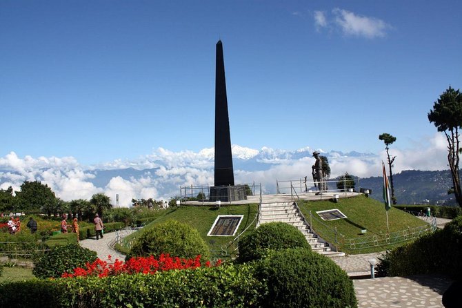 Trip to Tiger Hill Darjeeling - Who should book this private outing?