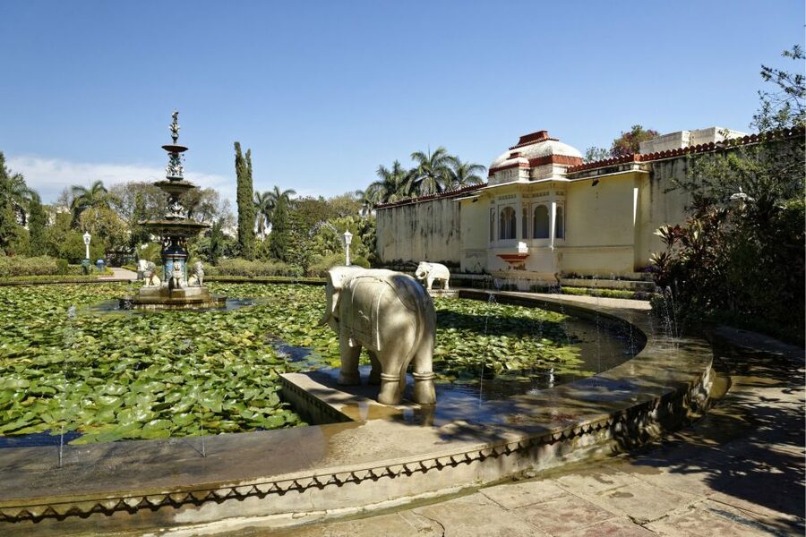 Udaipur: Full Day Private City Tour with Optional Boat Ride - Why this one-day Udaipur plan works