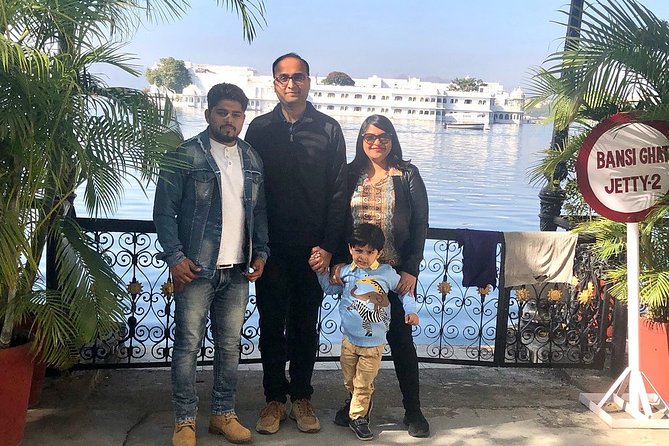 Udaipur Sightseeing Tour By Car With Guide - Lake Pichola and Fateh Sagar Lake: scenic pauses, not full lake tours
