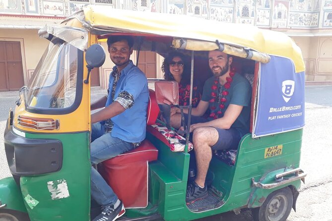 Ultimate Jaipur Tuk Tuk Tour with Pickup - City Palace: two hours among royal courtyards
