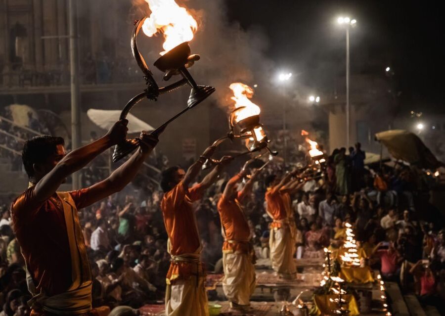 Varanasi: Mysticism Tour with Boat Ride & Ganga Aarti - Walking through Varanasi with a storyteller