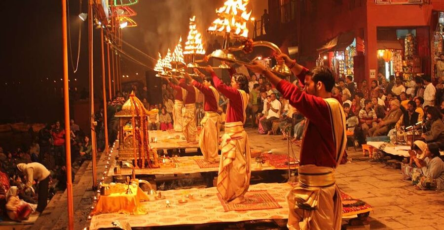 Varanasi & Sarnath: Full-Day Tour with Ganges Boat Ride - Ghats, Cremation Traditions, and Temple Visits