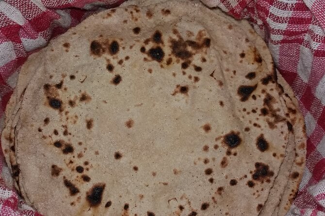 Veg and Non veg : Private Cooking Class in Delhi home (7 meal) - Roti, Paratha, Rice, and the Hands-On Work