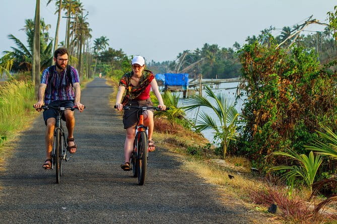 Village Bike Tour & Birdwatching - The best parts at a glance