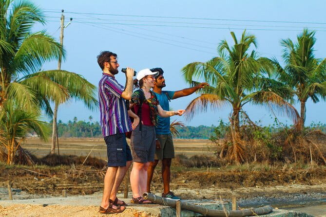 Village Bike Tour & Birdwatching - Chellanam Harbour and the morning fish auction
